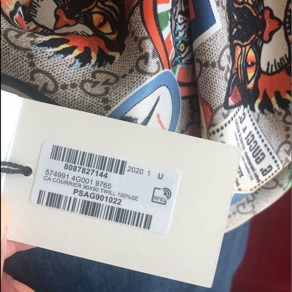 Gucci Courrier scarf NWT